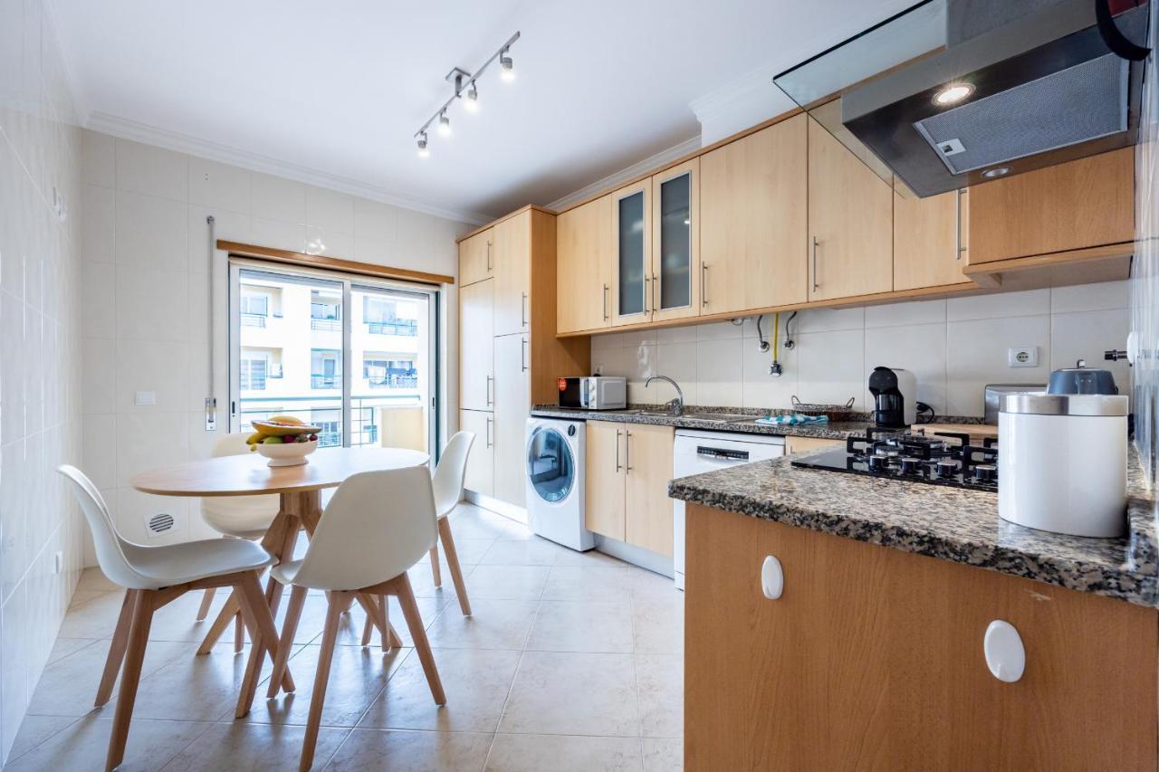 Uptown Lovers Apartment By Seewest Lagos Exterior photo