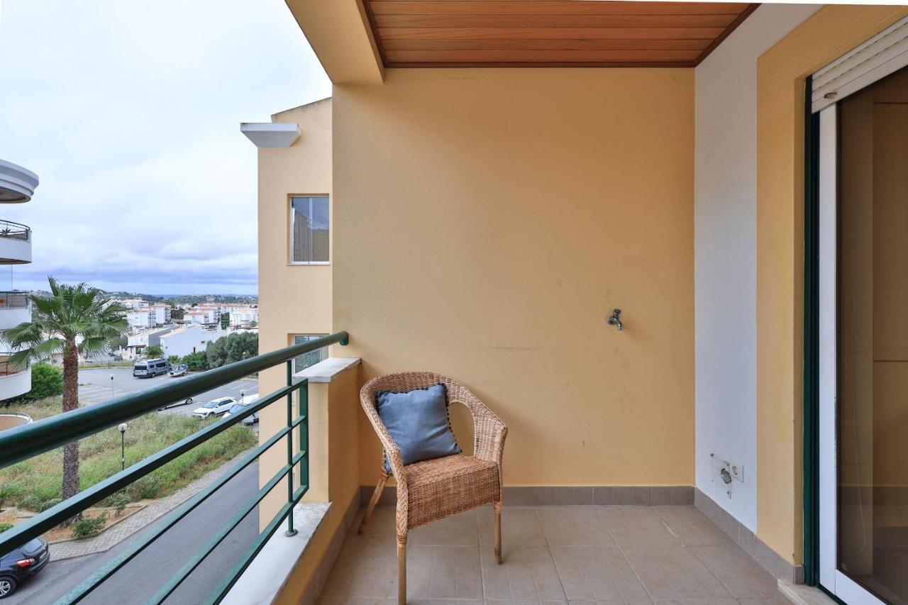 Uptown Lovers Apartment By Seewest Lagos Exterior photo